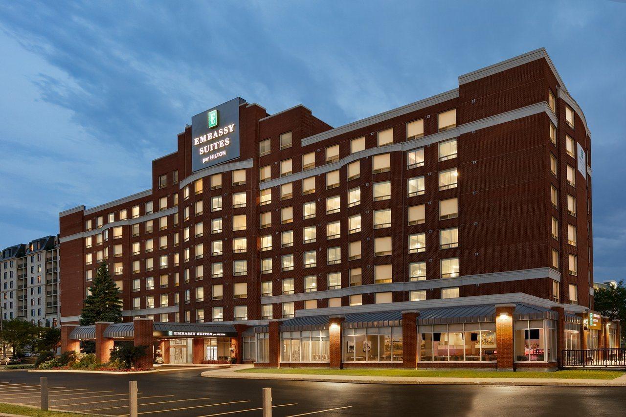 Embassy Suites By Hilton Montreal Airport Pointe-Claire Esterno foto